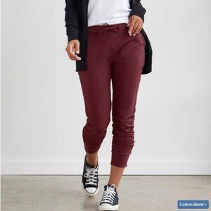 Fair Indigo Women's Organic Cotton Joggers XL Burgundy NEW